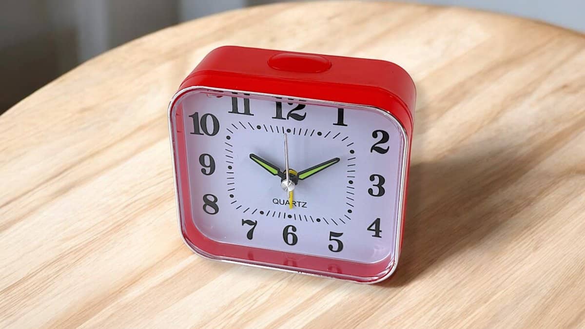 Αθόρυβο Ρολόι Ξυπνητήρι Alarm Clock 9cm*9cm Red