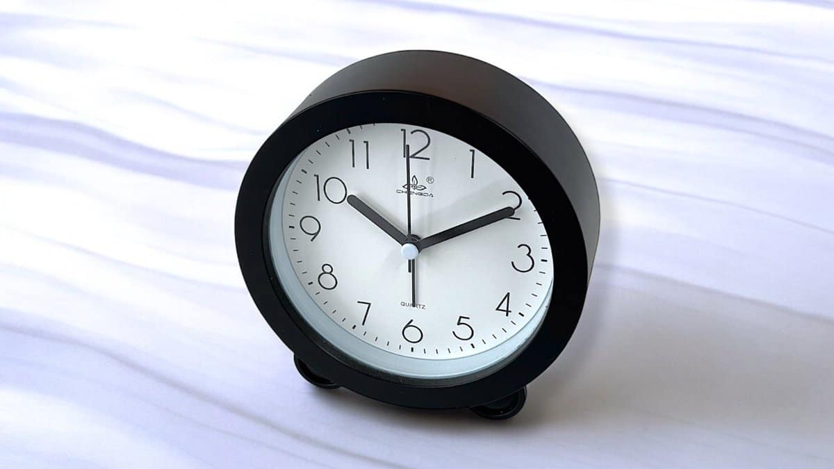 Αθόρυβο Ρολόι Ξυπνητήρι Alarm Clock 12cm Black