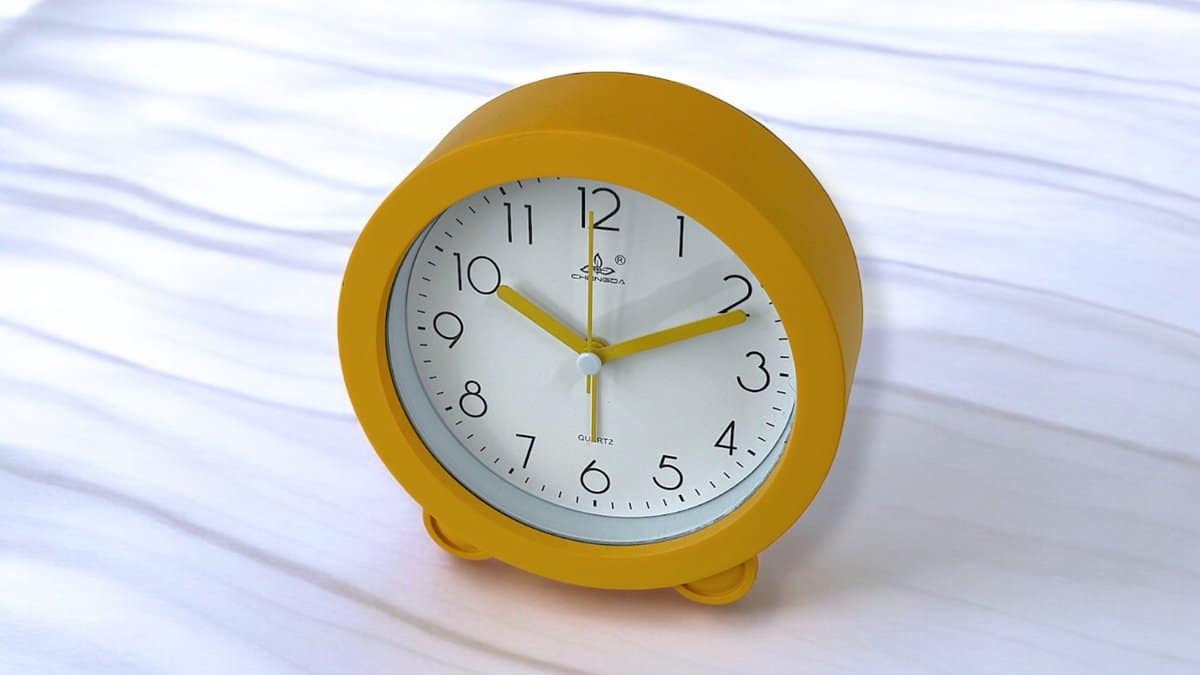 Αθόρυβο Ρολόι Ξυπνητήρι Alarm Clock 12cm Yellow