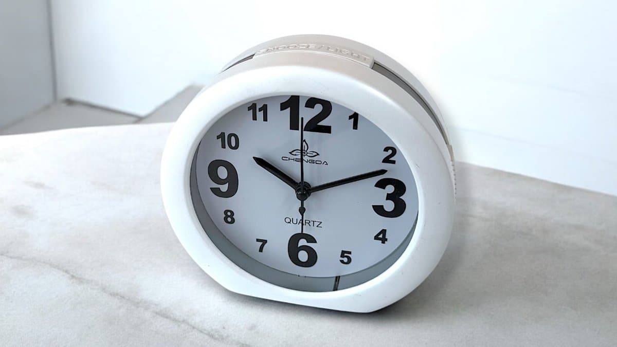 Αθόρυβο Ρολόι Ξυπνητήρι Επαναληπτικό Alarm Clock 13cm White